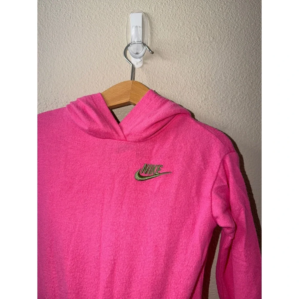 Nike item has
